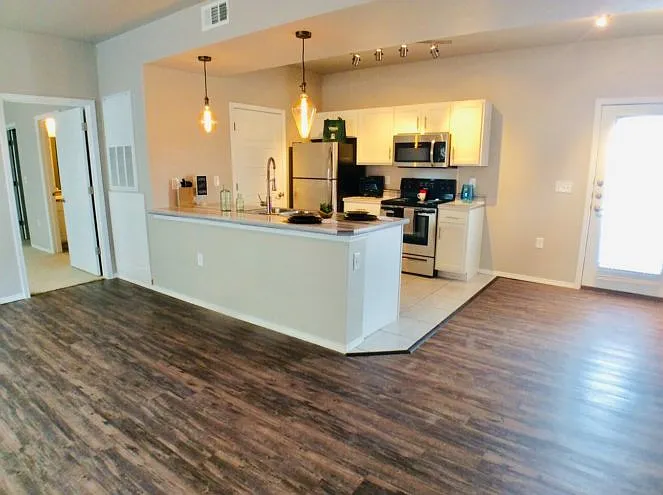 Crown Lone Oak Apartment Homes — Photo 13