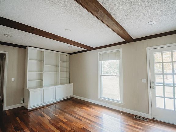 4th image of 177 Berrywood Dr