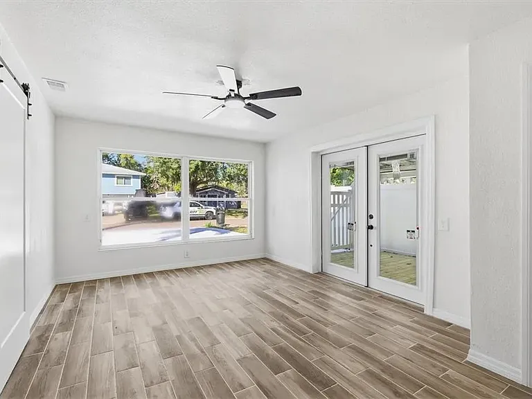 1734 Maryland Ave NE — Photo 22