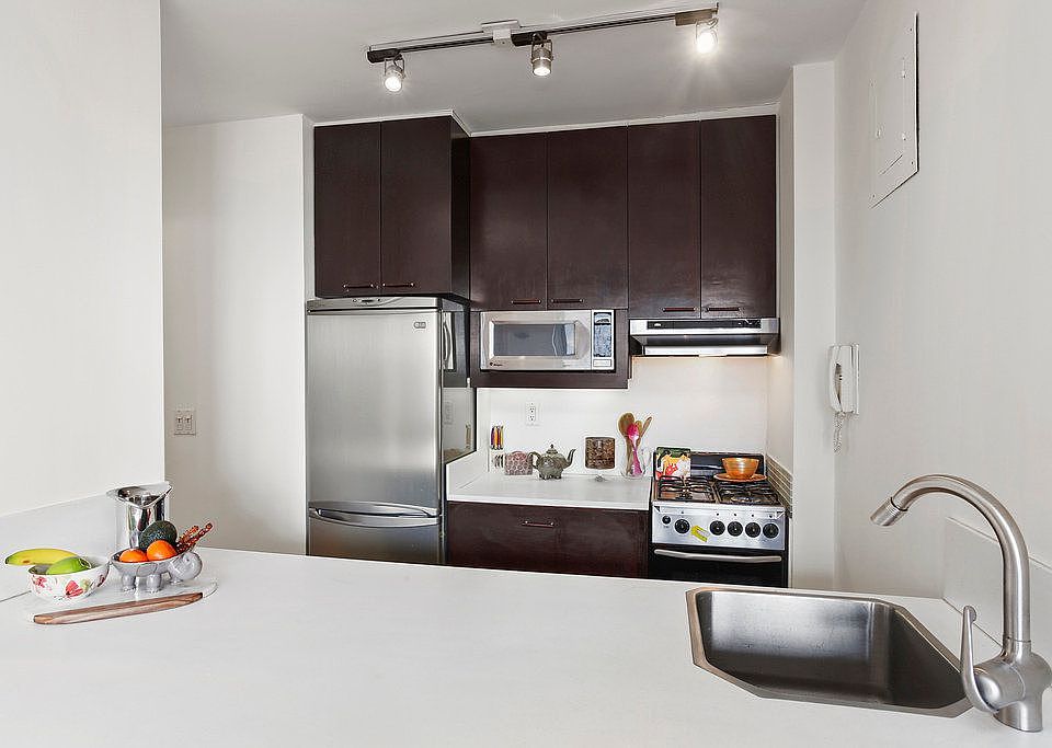 1st image of 1412 Madison Ave APT 2C