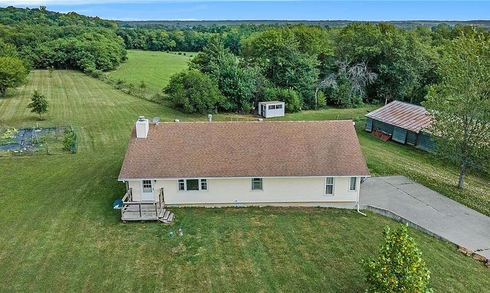 1st image of 22248 McIntyre Rd
