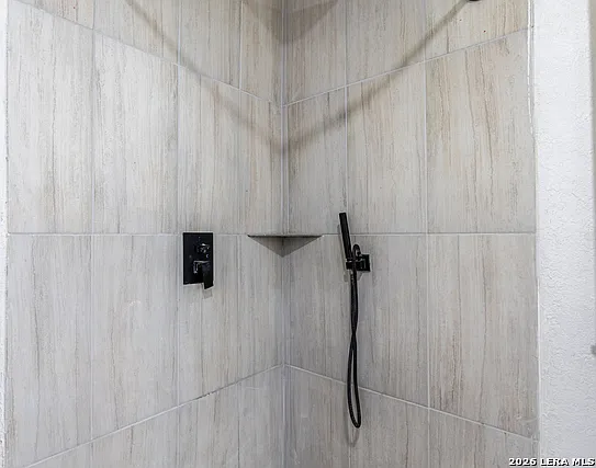 426 E Woodlawn Ave #1 — Photo 19
