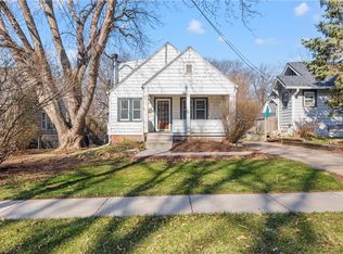 2008 38th St, Des Moines, IA 50310