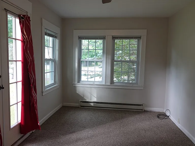 80 Center St — Photo 13