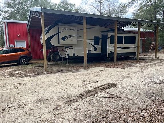 2nd image of 11435 Roberts Rd