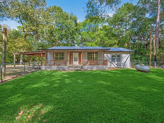 3rd image of 450 Dove Creek Dr