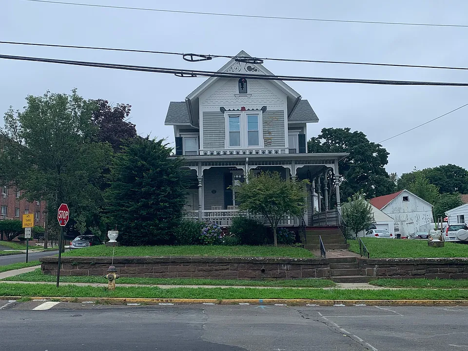 465 High St #2
