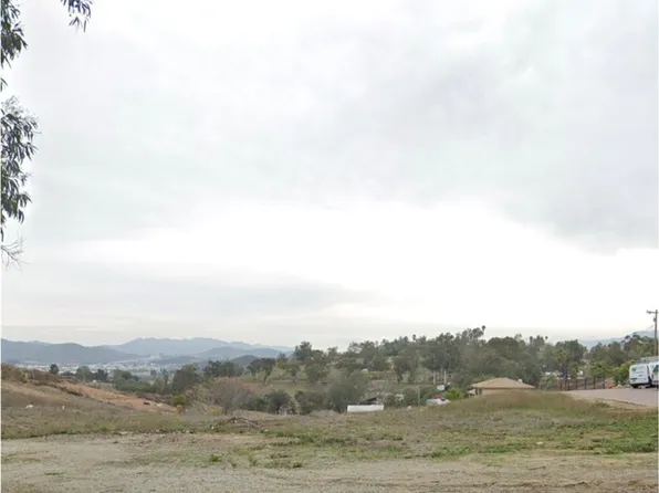 9 Gunder Ave #61, Lake Elsinore, CA 92530