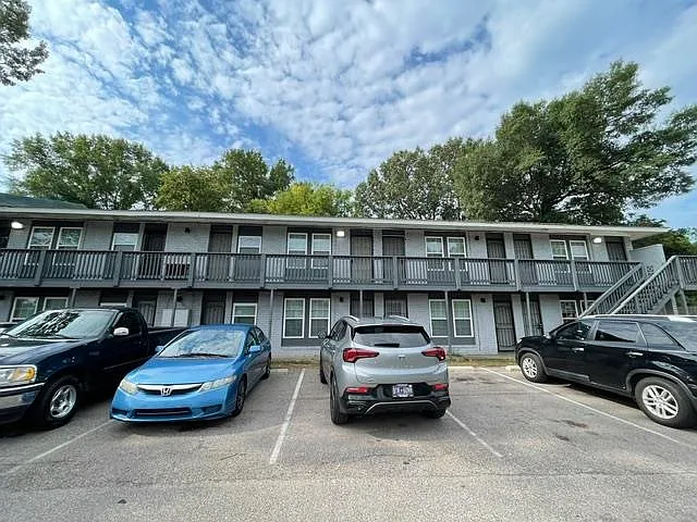 4455 Macon Rd #6