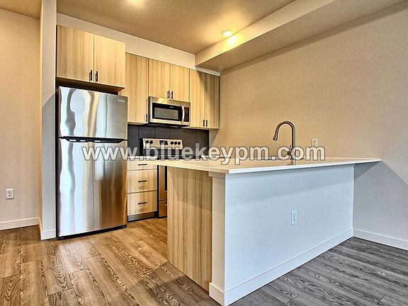 4th image of 1515 N Simpson St #Orya1515-301