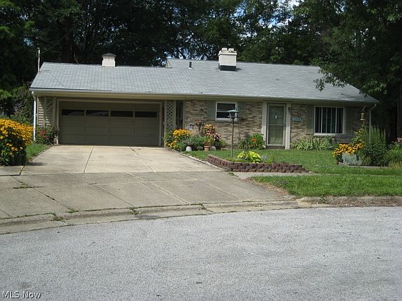 2nd image of 2258 Santom Cir N