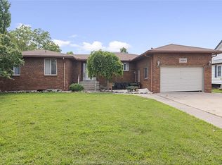 2059 Lesperance Rd, Tecumseh, ON N8N1Y6