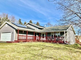 684 Tower Dr, Rockford, IL 61108