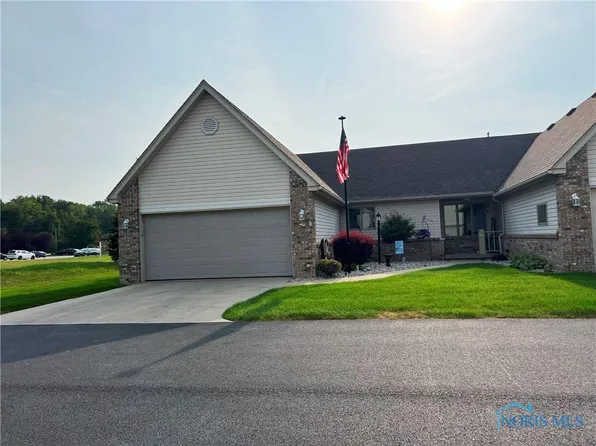 4259 Townhouse Dr #F, Oregon, OH 43616