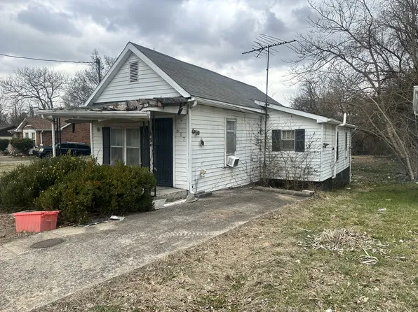 517 9th St, Clarksville, TN 37040