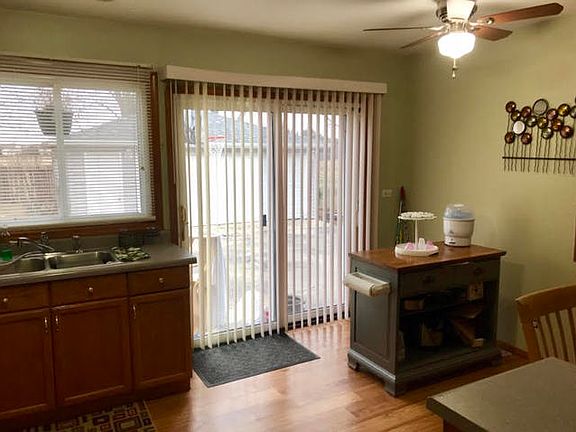 5th image of 275 Waterman Dr