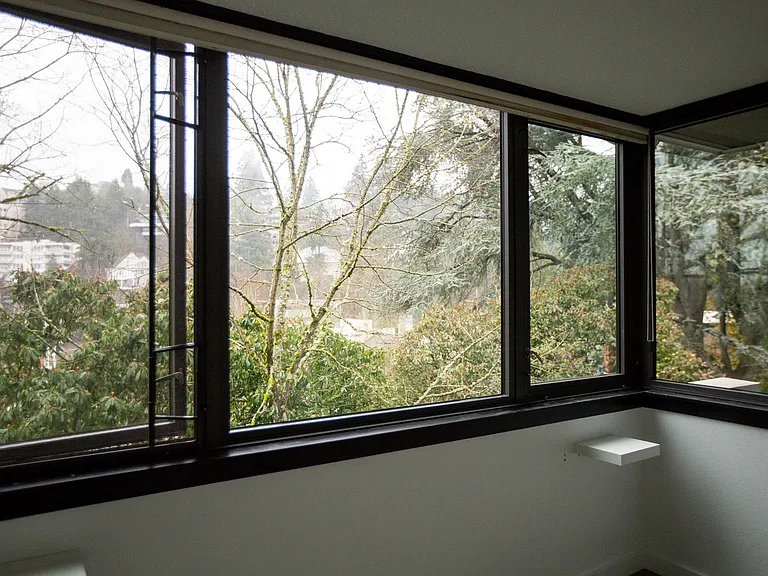 2020 SW Main St #706 — Photo 9