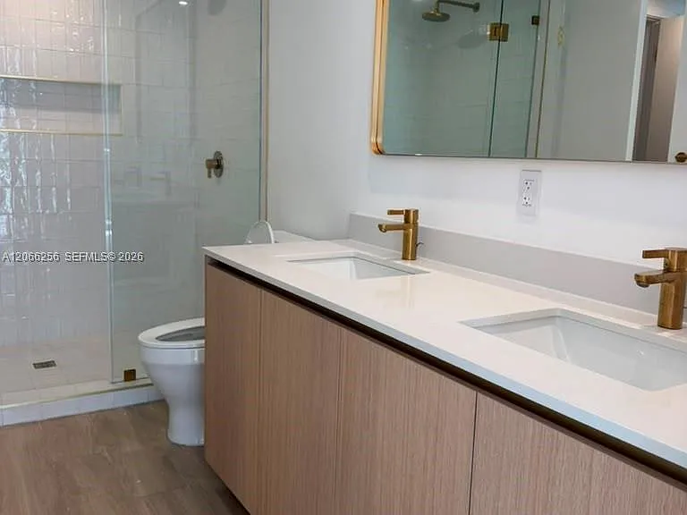 90 NE 32nd St #807 — Photo 4