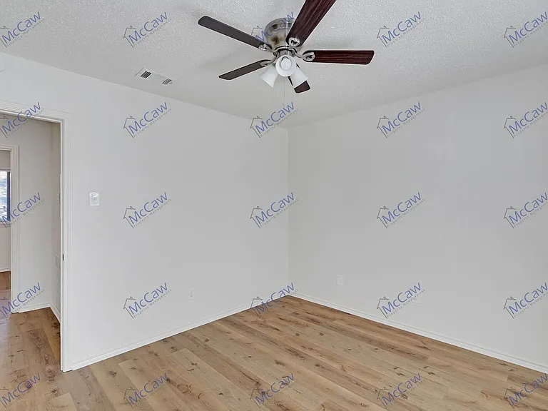 210 Rolston Rd #1 — Photo 9