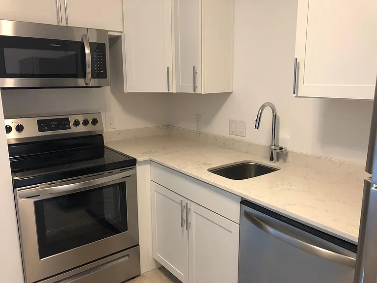 1840 Burton Dr #158 — Photo 9