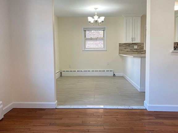 4th image of 1652 Ohm Ave #1