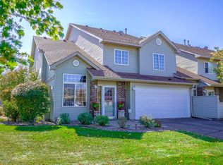 2437 Oakridge Cir, Hudson, WI 54016