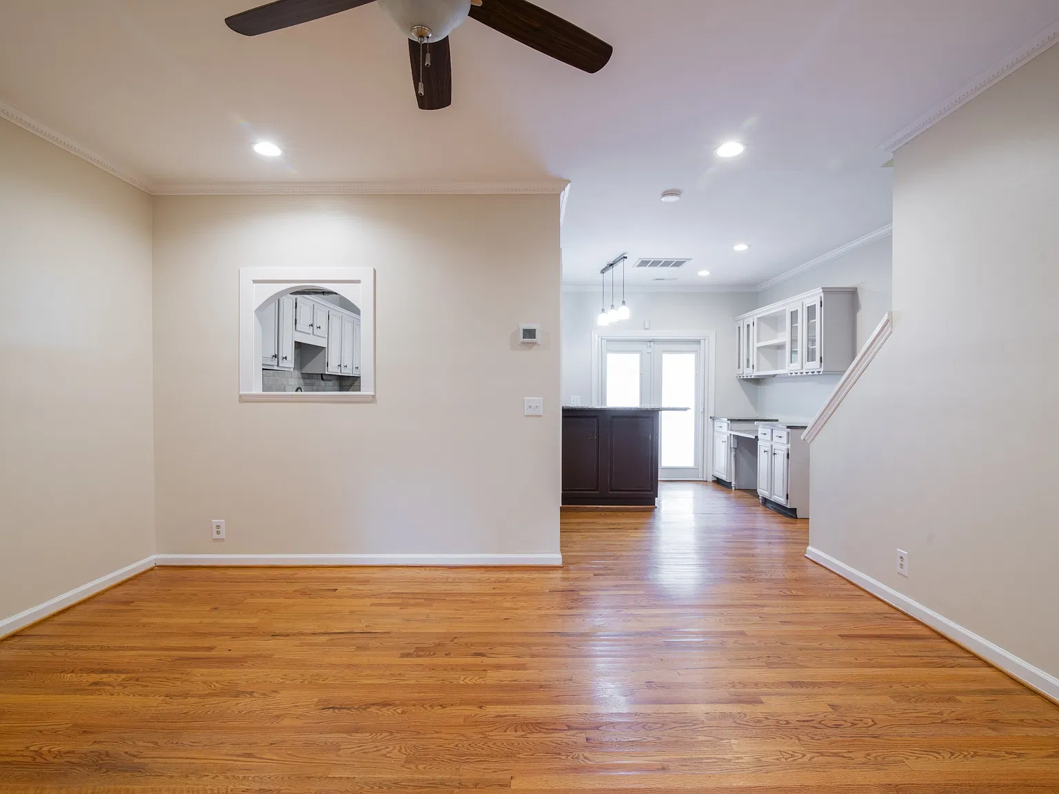 807 Greenleaf Avenue - 1 — Photo 2
