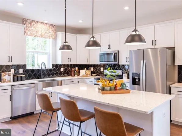 8294 Longford Rd, Millersville, MD 21108
