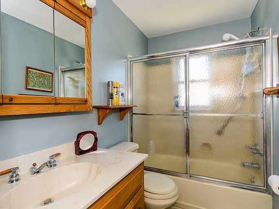 First Floor Bathroom