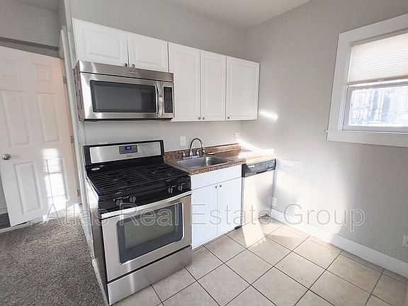 2nd image of 618 N Weber St APT 201