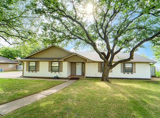 407 Ridge Rd, Breckenridge, TX 76424
