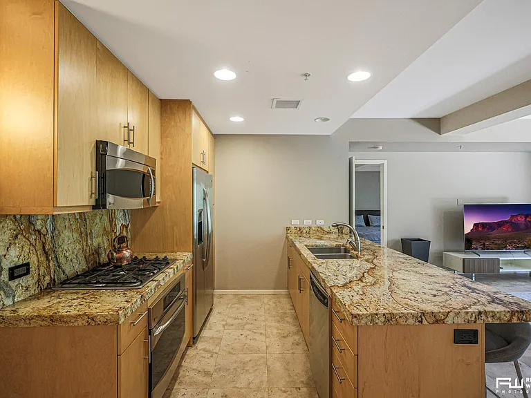 7117 E Rancho Vista Dr #2004 — Photo 8
