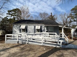 503 E 6th Ave, Raeford, NC 28376