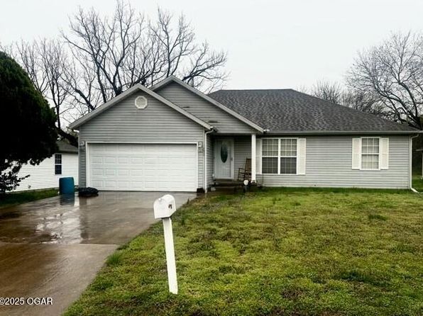 1824 W A St, Joplin, MO 64801