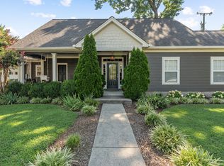 196 44th Ave N, Nashville, TN 37209