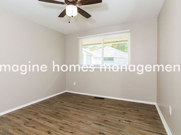 5th image of 11147 Hawk St