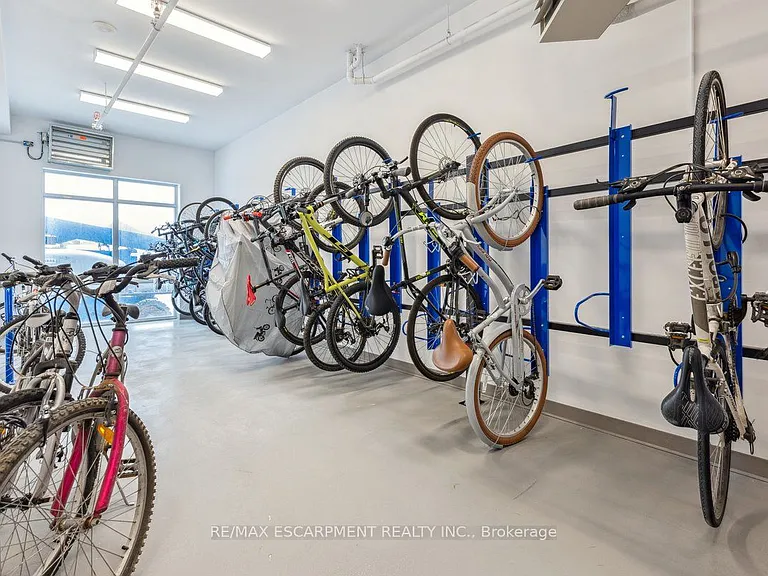 460 Dundas St E #1208 — Photo 25