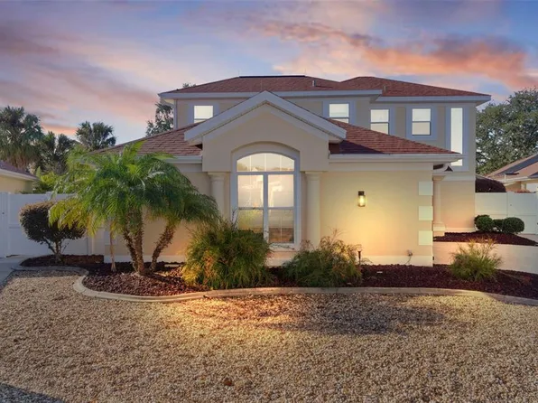 1818 Puerto Bello Dr, The Villages, FL 32159