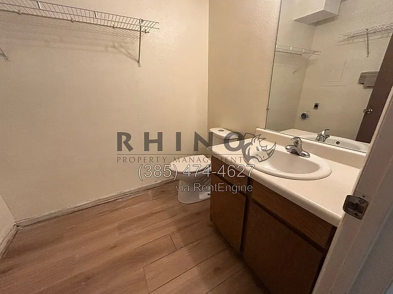 463 N 1465 W — Photo 8