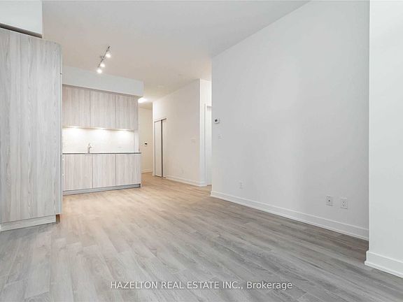 4th image of 50 Ordnance St #322