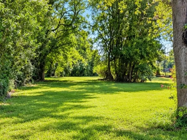 2420 Omaha St, Beaumont, TX 77703