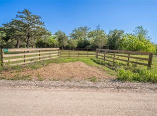 7358 Taplin Ln, Burton, TX 77835