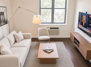322 W 14th St APT 3A, New York, NY 10014