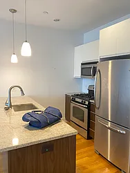 Rented by Chana Ofek, LREB