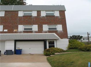 10234 Selmer Pl, Philadelphia, PA 19116