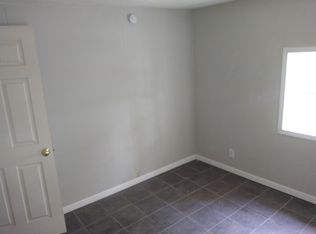 606 E 9th St, Cherryvale, KS 67335