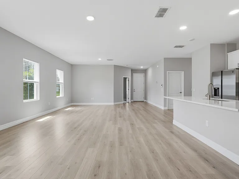 5574 SW 128th Pl — Photo 36