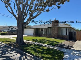 755 Carmelita Dr, Salinas, CA 93901