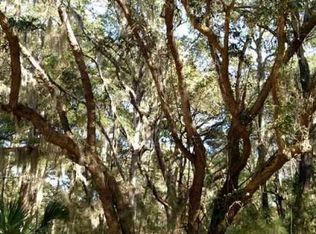 135 Meridian Rd, Beaufort, SC 29907