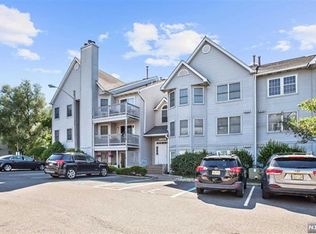 9 Crystal Ln #301, Paterson, NJ 07501